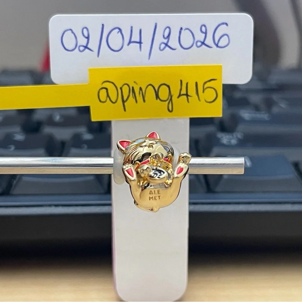 Pandora Shine Fortune Cat charm - Picture 4 of 15